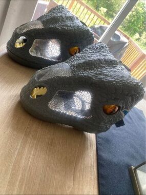 Jurassic World Chomp 'n Roar Masks Velociraptor "Blue"